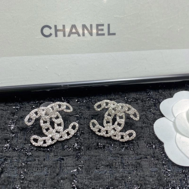 Chanel Earrings ModernLook 230215