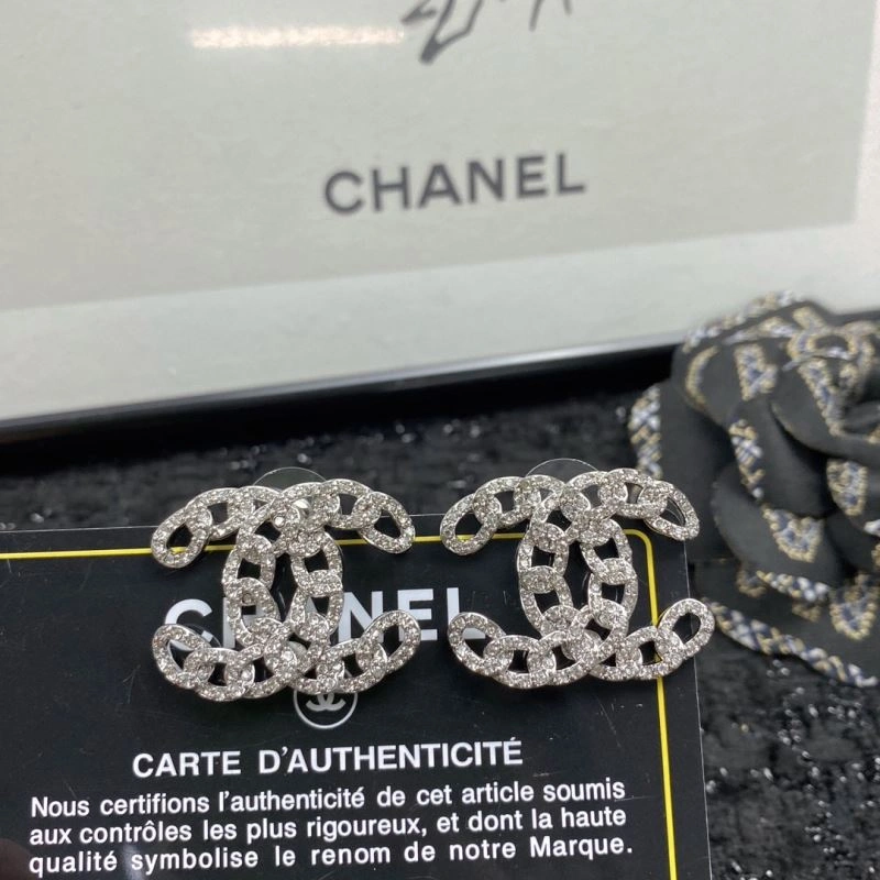 Chanel Earrings ModernLook 230215