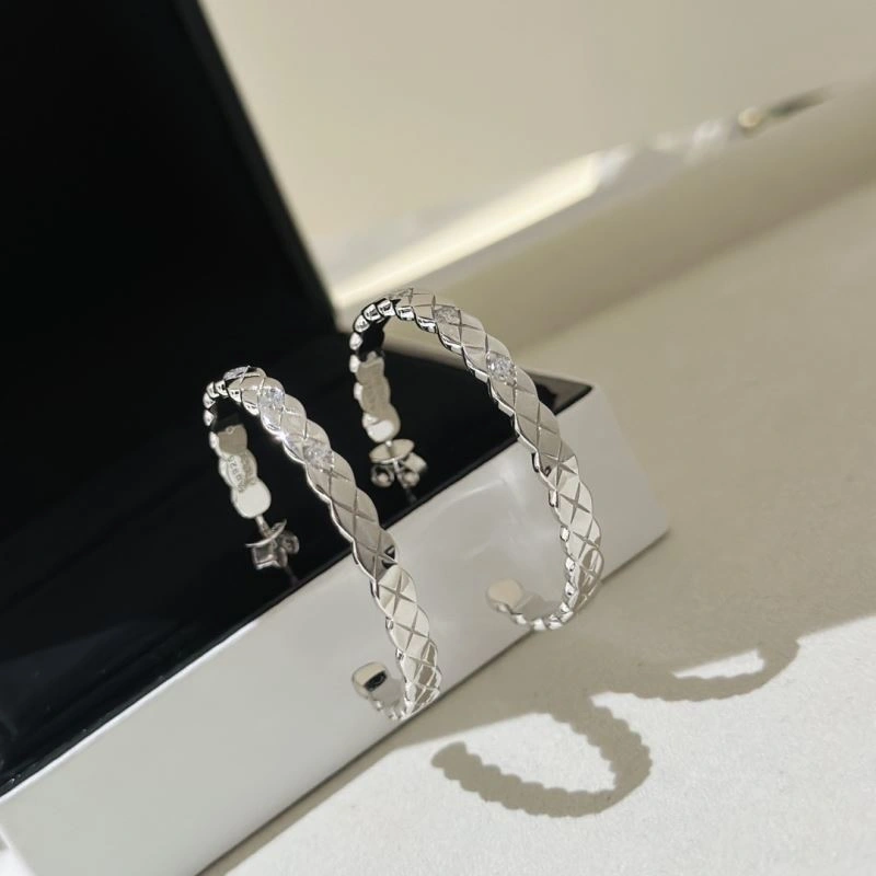 Chanel Earrings ModernLook 230188