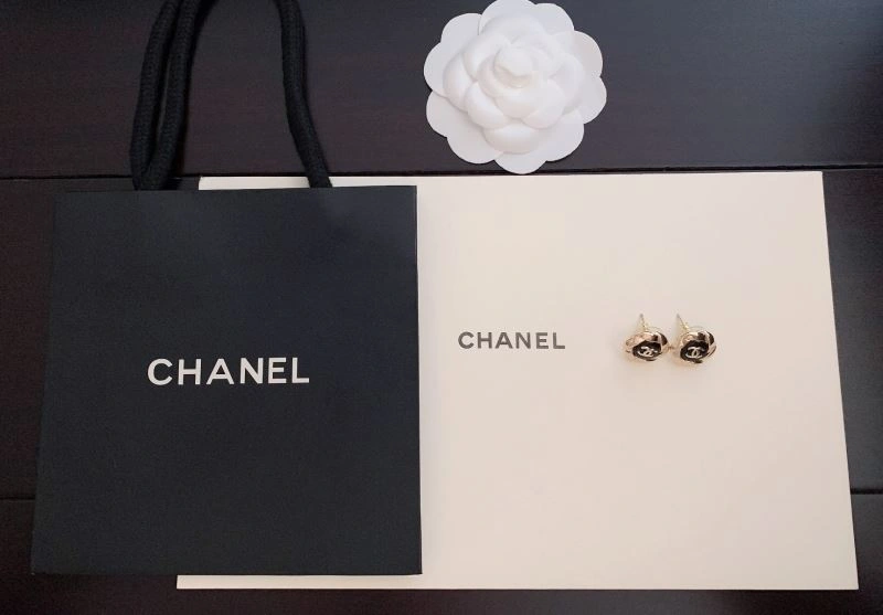 Chanel Earrings Attractive 230177
