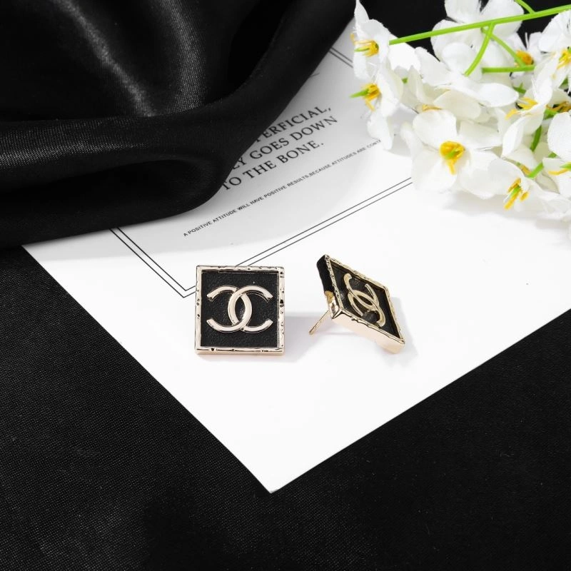 Chanel Earrings SoftTouch 230174