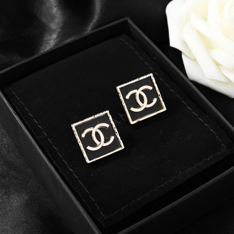 Chanel Earrings SoftTouch 230174