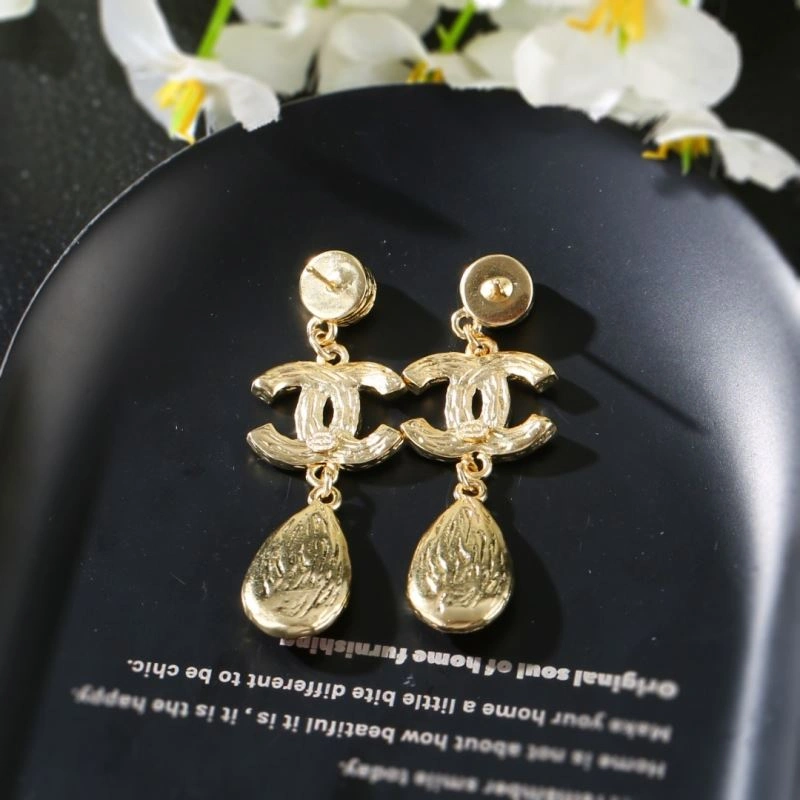 Chanel Earrings Minimalist 230199