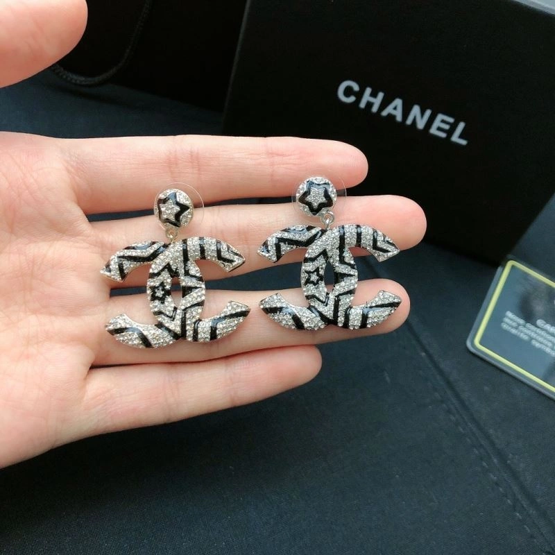 Chanel Earrings Breathable 230197