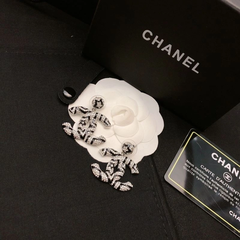 Chanel Earrings Breathable 230197