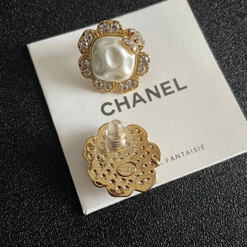 Chanel Earrings TimelessDesign 230189