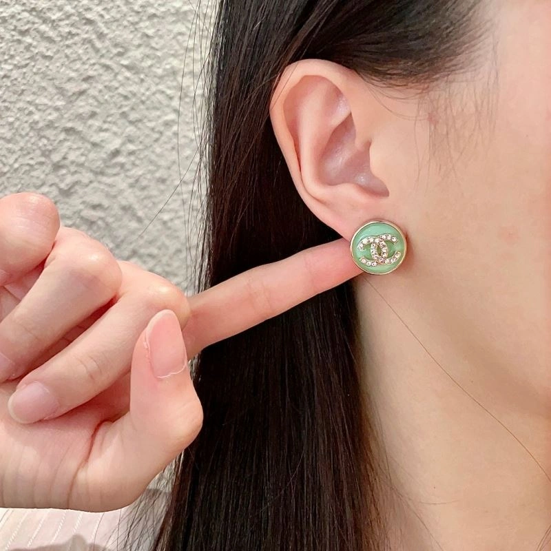 WellDesigned Chanel Earrings 230157