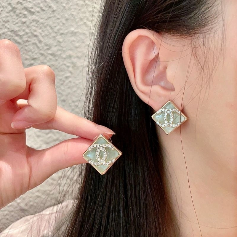 Bold Chanel Earrings 230178