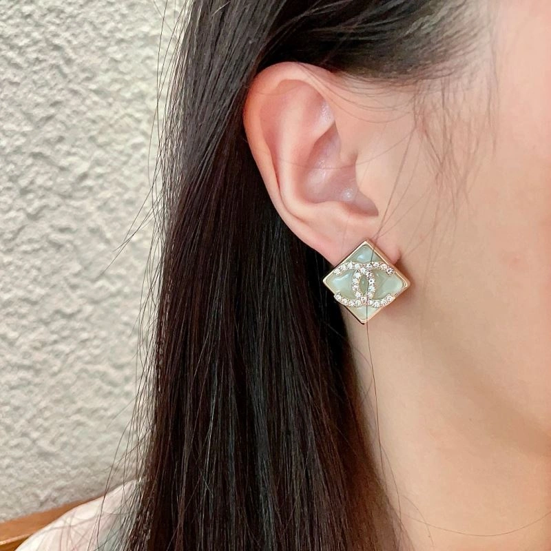 Bold Chanel Earrings 230178