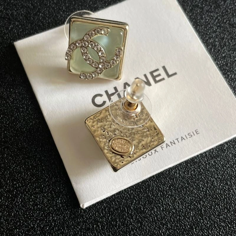 Bold Chanel Earrings 230178