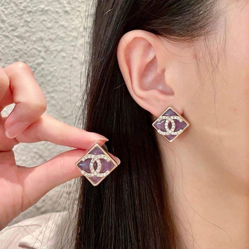 Neat Chanel Earrings 230168