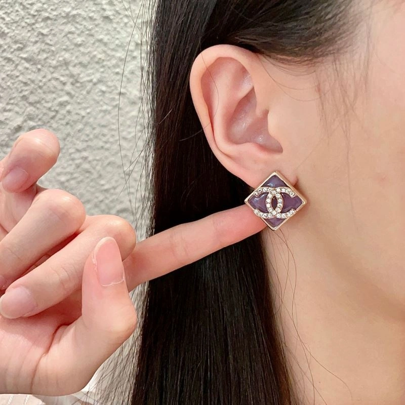 Neat Chanel Earrings 230168