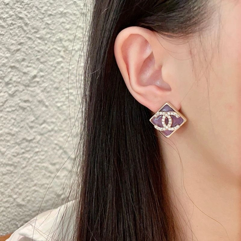 Neat Chanel Earrings 230168