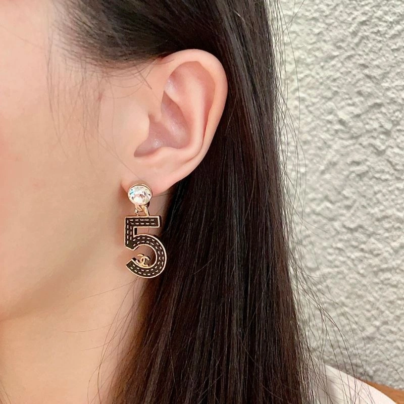 OnTrend Chanel Earrings 230186