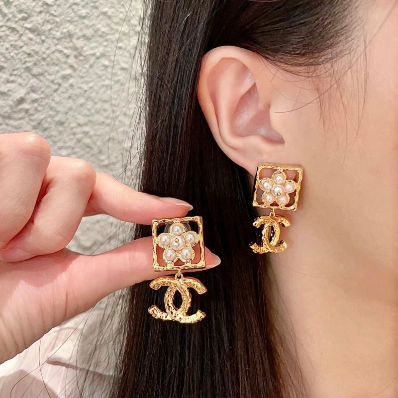 GoAnywhere Chanel Earrings 230172