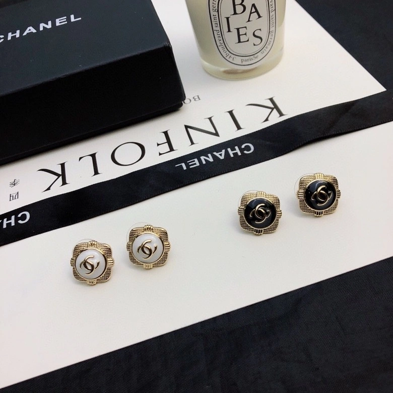 Chanel Earrings EyeCatching 230152