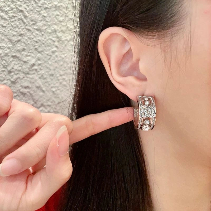 Stylish Chanel Earrings 230159