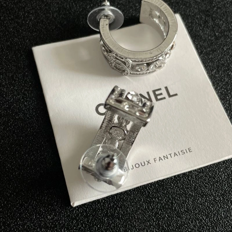 Stylish Chanel Earrings 230159