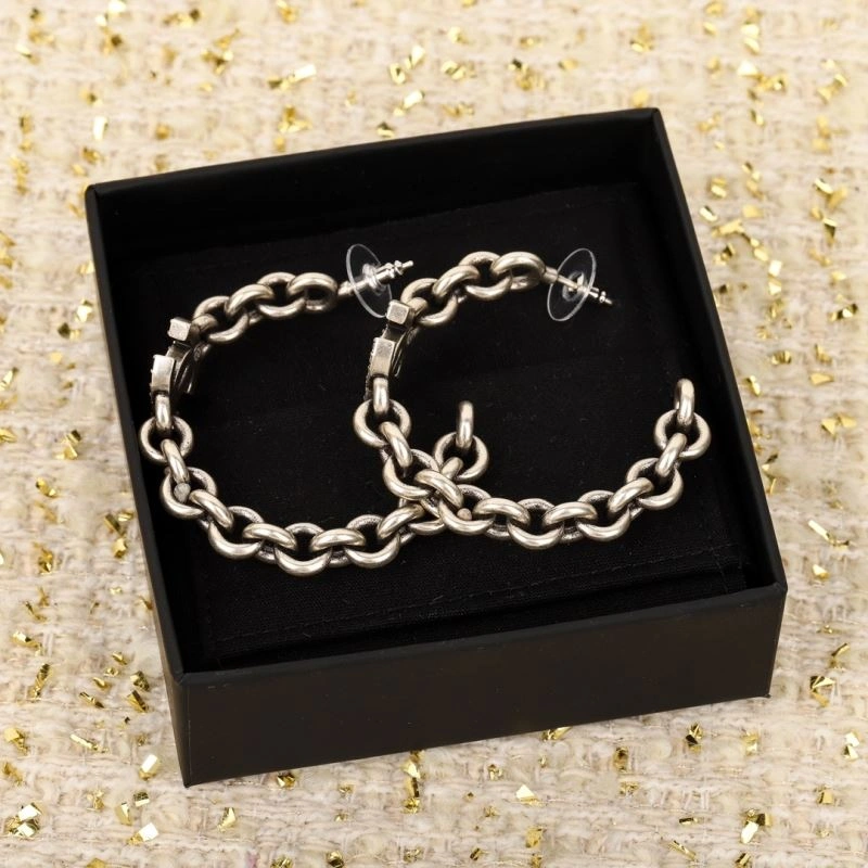 Casual Chanel Earrings 230141