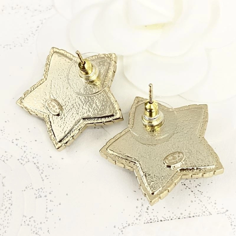 Chanel Earrings Effortless 230137
