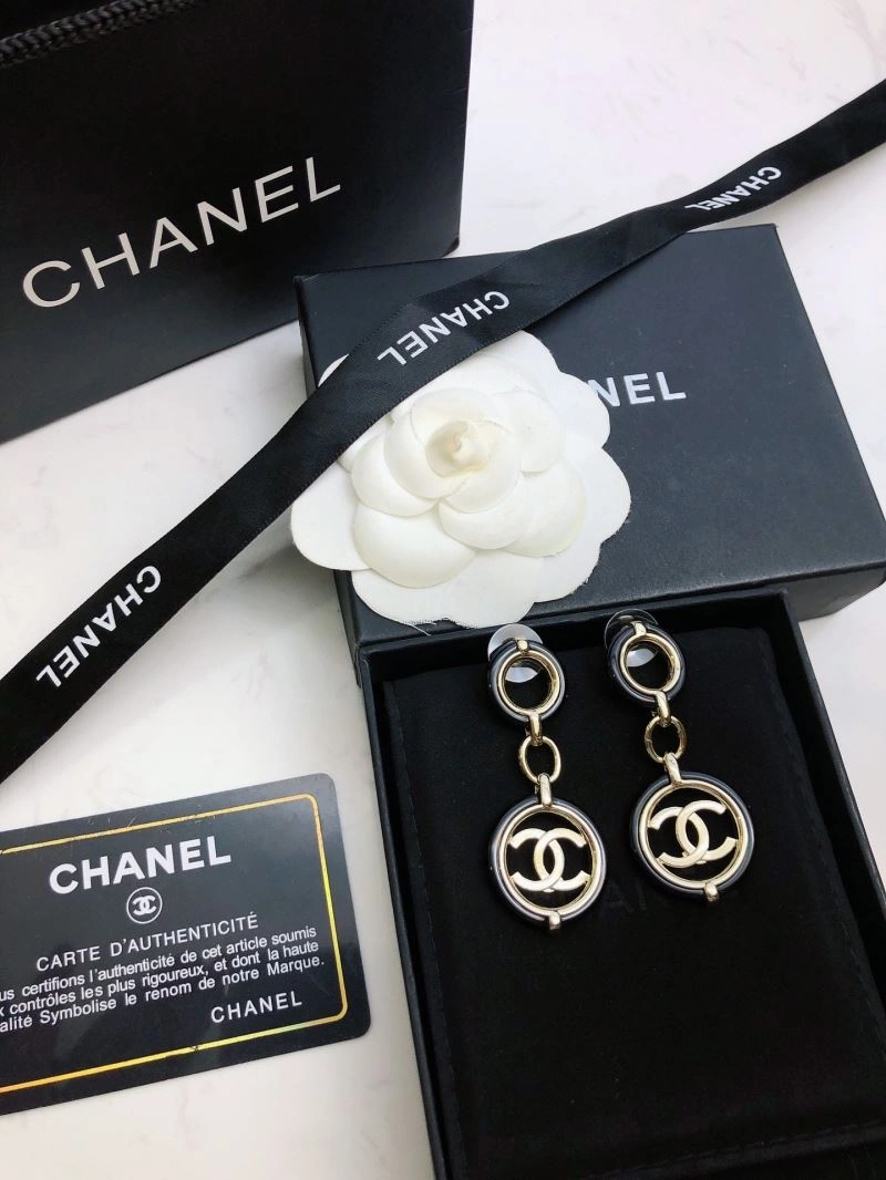 Unisex Chanel Earrings 230132