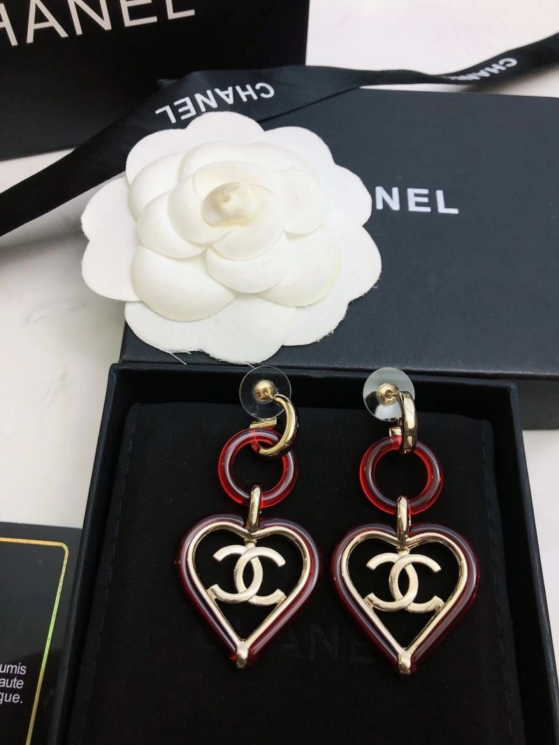 Sleek Chanel Earrings 230146