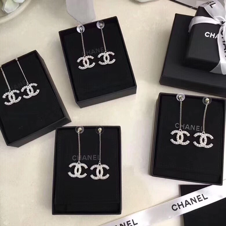 Vibrant Chanel Earrings 230151
