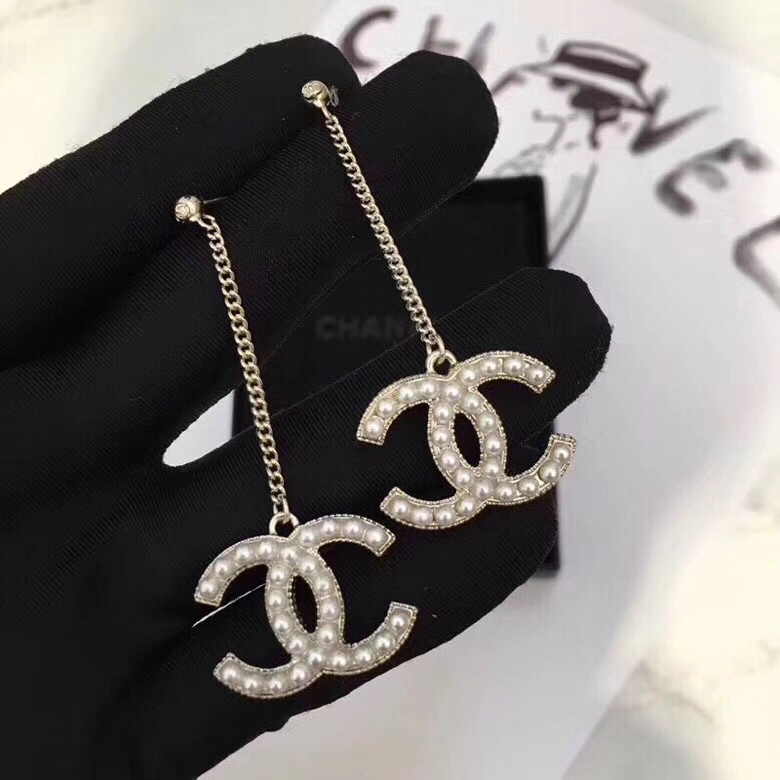Vibrant Chanel Earrings 230151