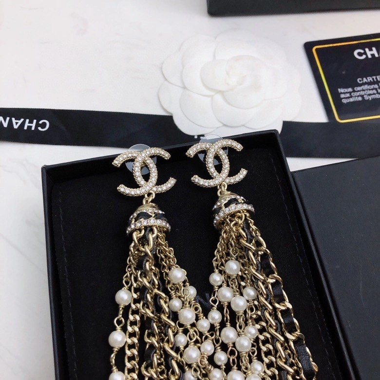 FashionForward Chanel Earrings 230135