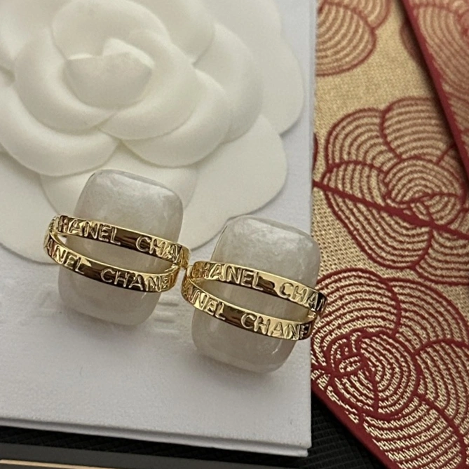 Durable Chanel Earrings 230133