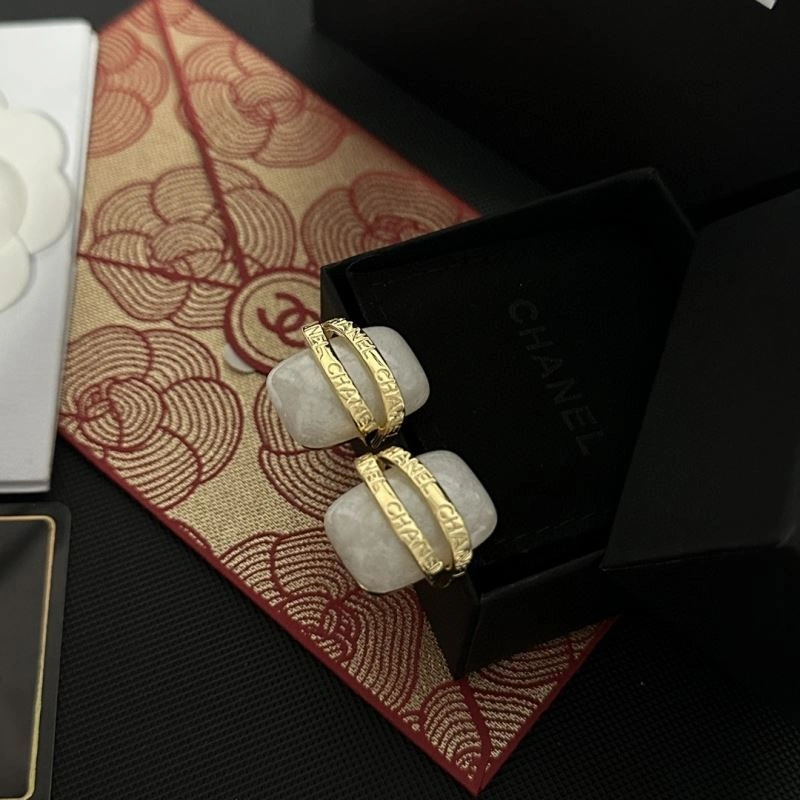Durable Chanel Earrings 230133