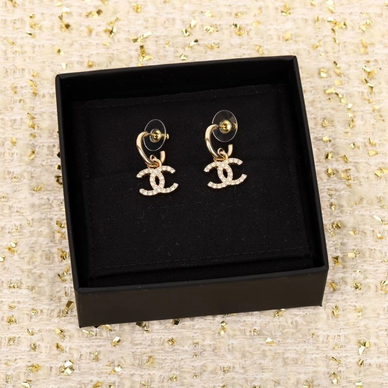 Chanel Earrings Sleek 230125