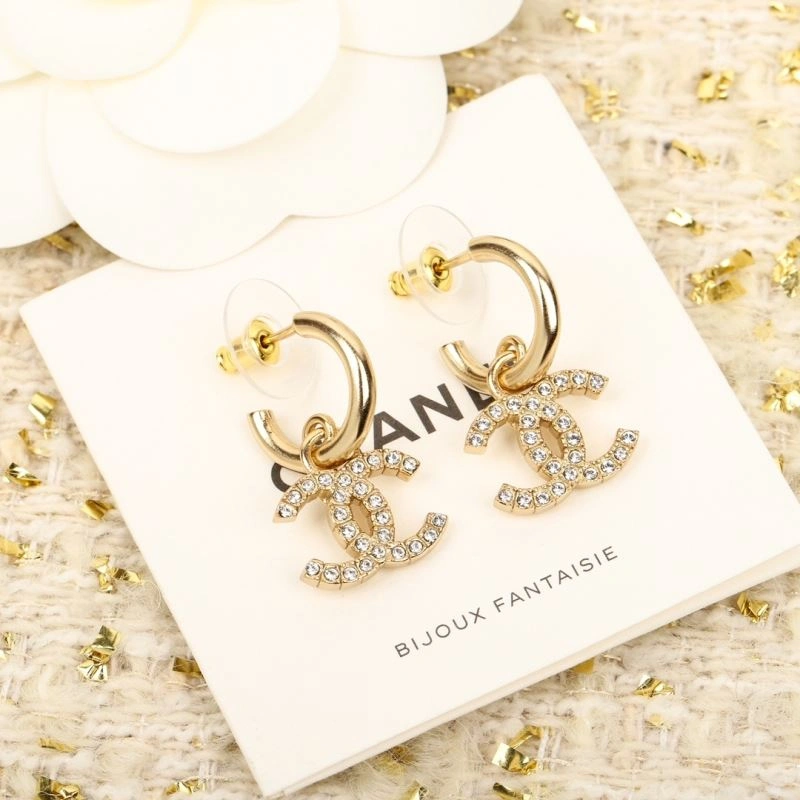 Chanel Earrings Sleek 230125