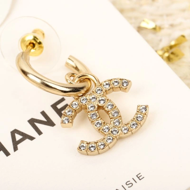 Chanel Earrings Sleek 230125