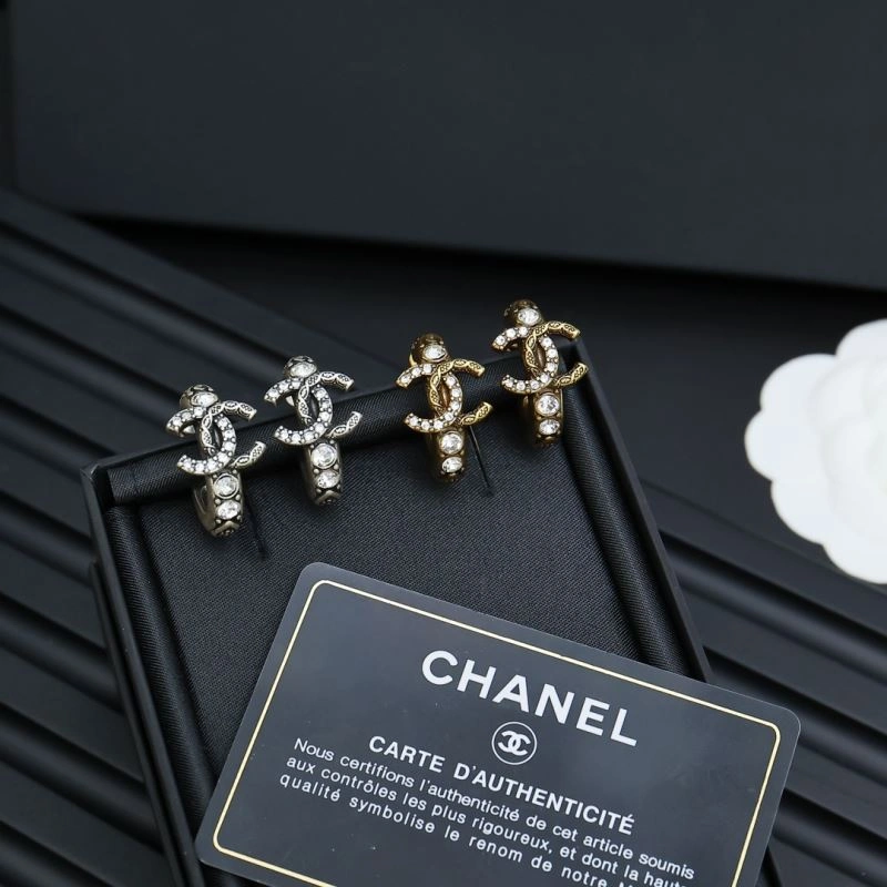 Unisex Chanel Earrings 230117