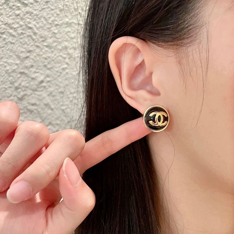 Chanel Earrings SoftTouch 230123
