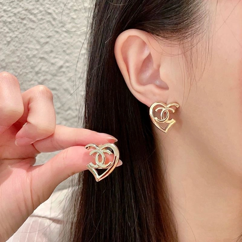 Sporty Chanel Earrings 230119