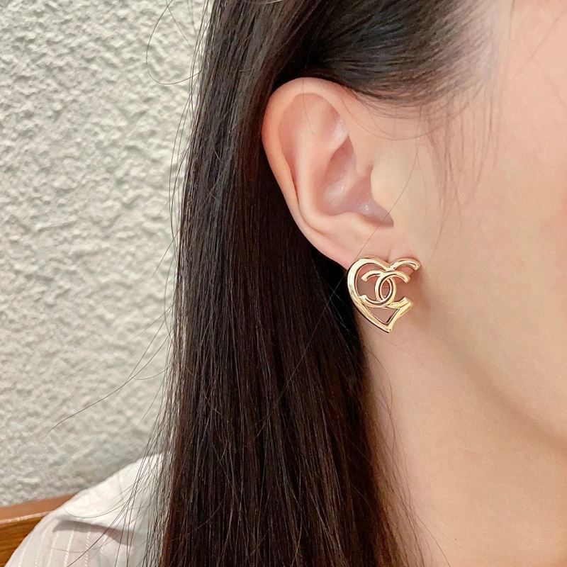 Sporty Chanel Earrings 230119