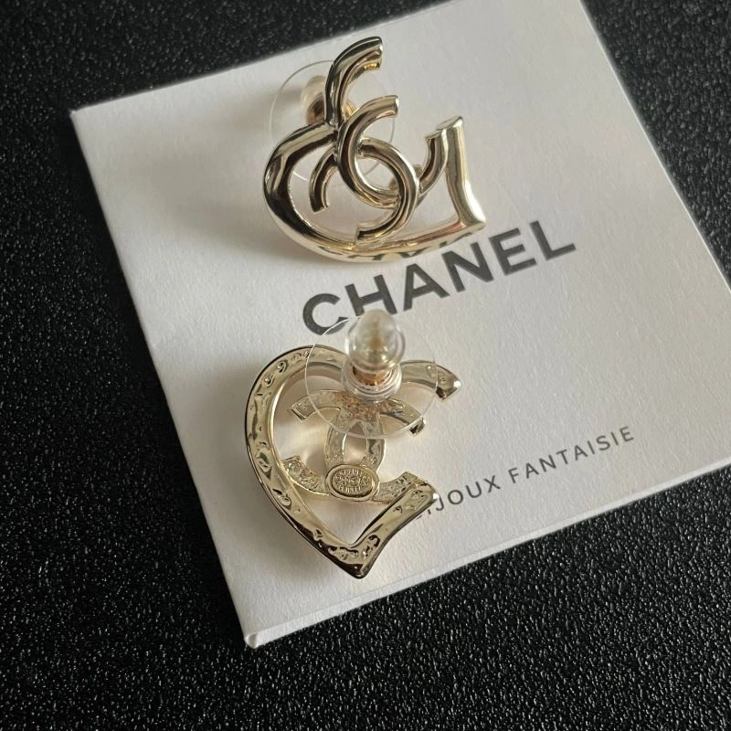 Sporty Chanel Earrings 230119