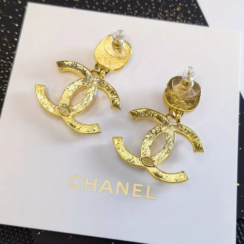 Sustainable Chanel Earrings 230121