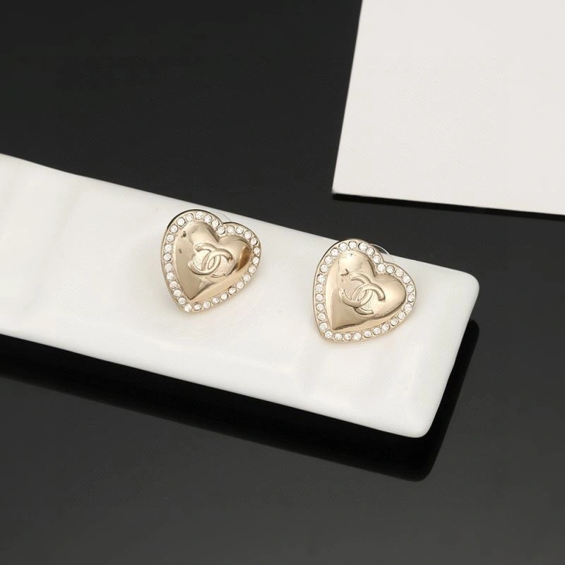Elegant Chanel Earrings 230176