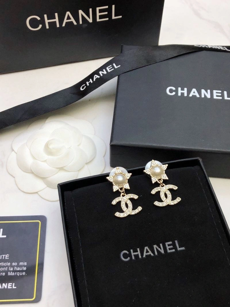Chanel Earrings OnTrend 230097