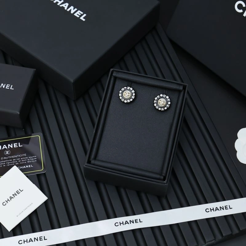 Chanel Earrings UrbanChic 230111