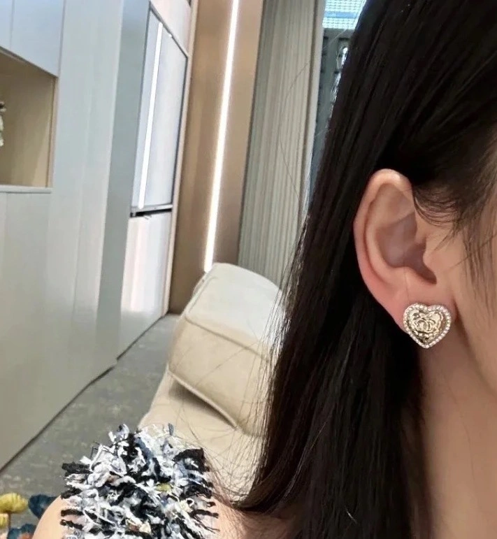 SunProtective Chanel Earrings 230087