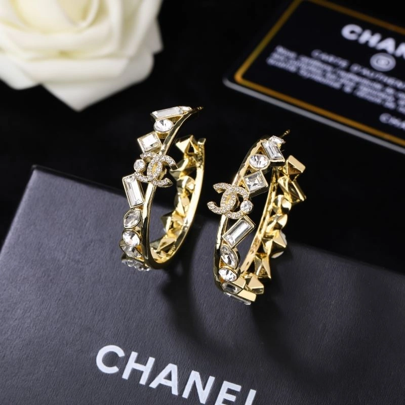 Chanel Earrings ModernLook 230101