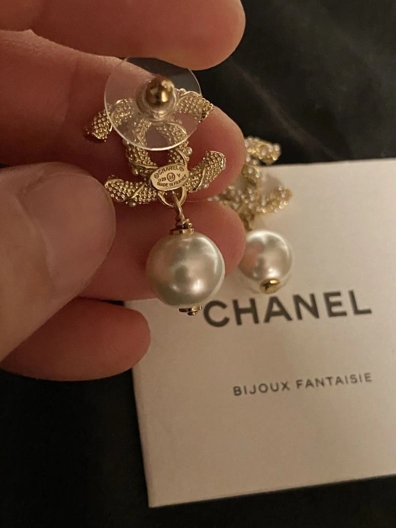 Classic Chanel Earrings 230085
