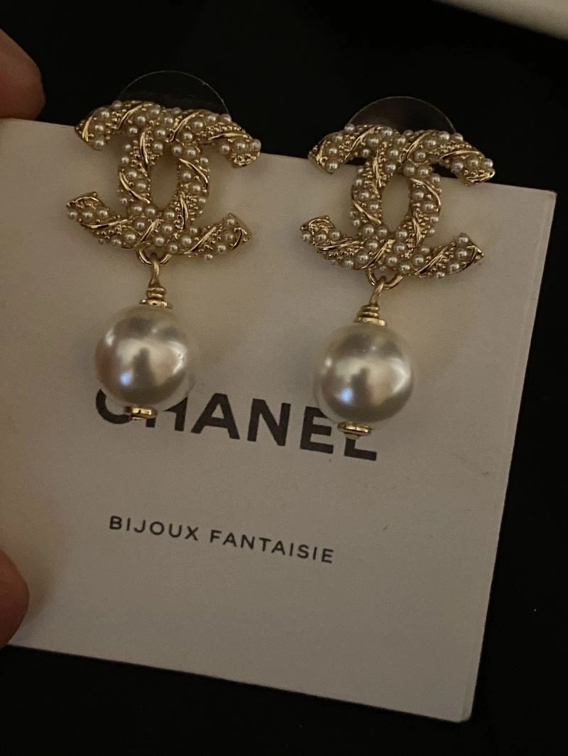 Classic Chanel Earrings 230085