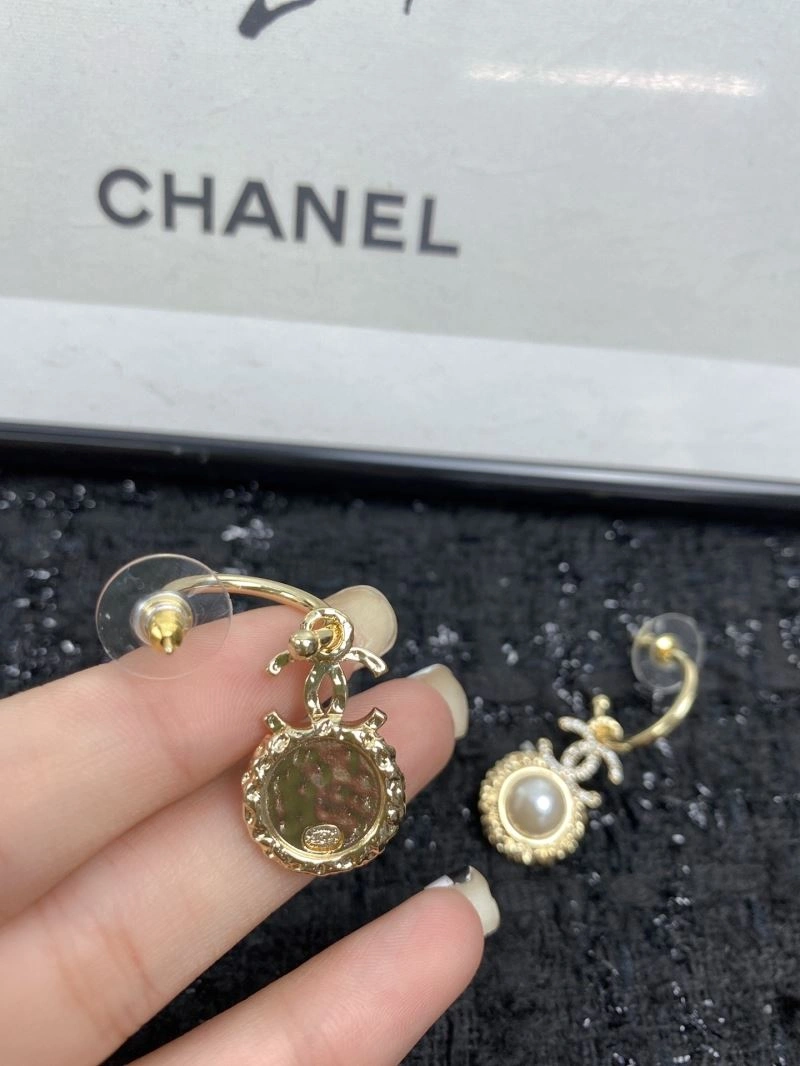Classic Chanel Earrings 230098