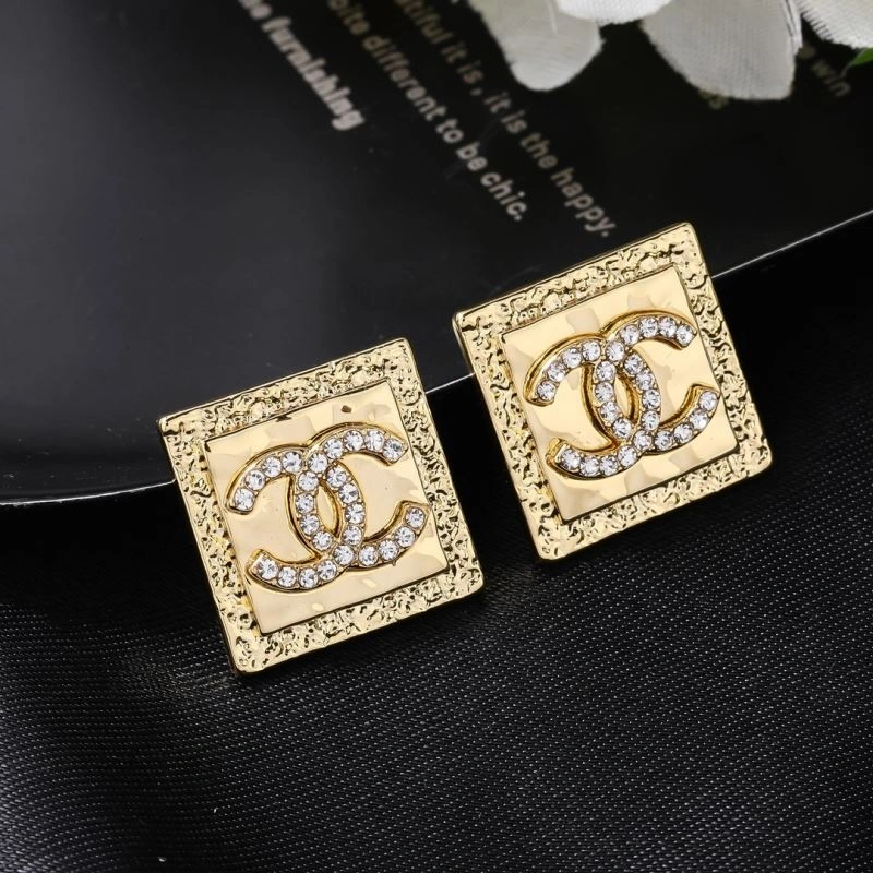 Chanel Earrings Fashionable 230181