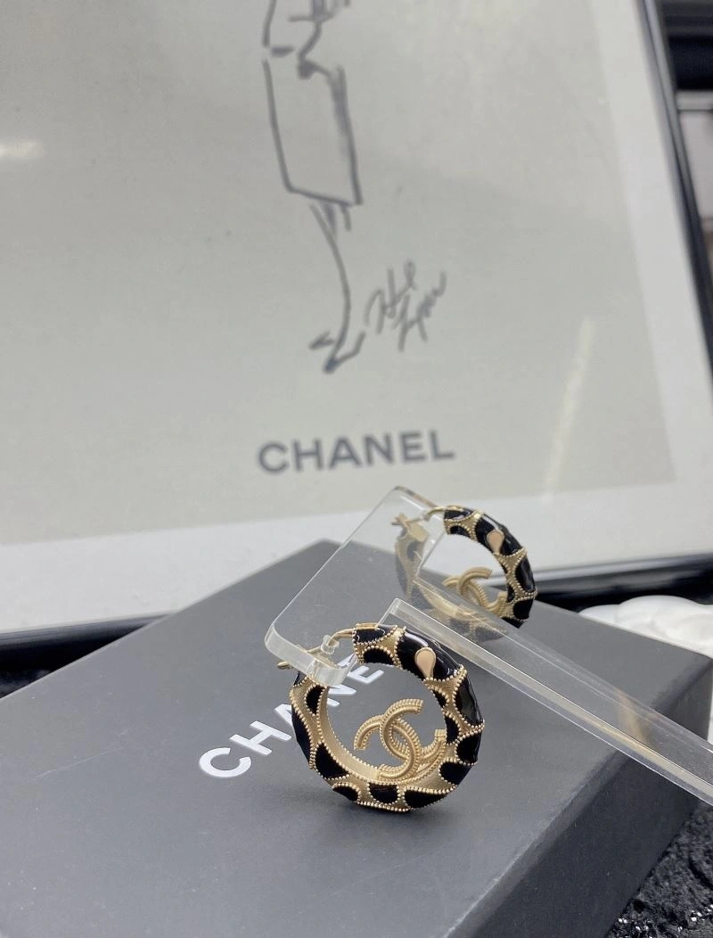 Chanel Earrings Flexible 230118
